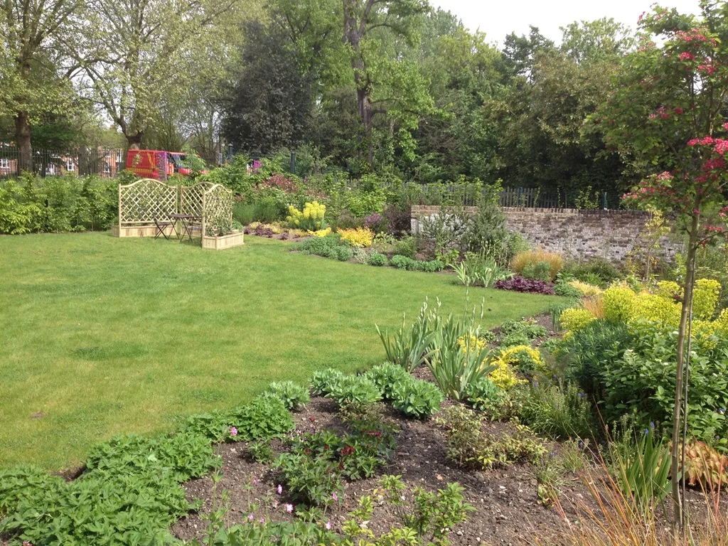 fulham_palace_garden_blog_march2015 %281%29 (1).JPG