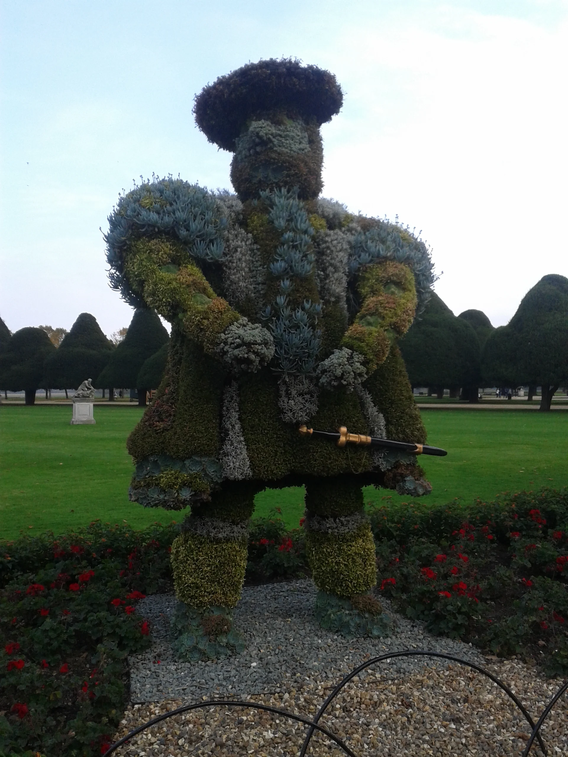 Henry VIII in topiary splendour at Hampton Court Palace