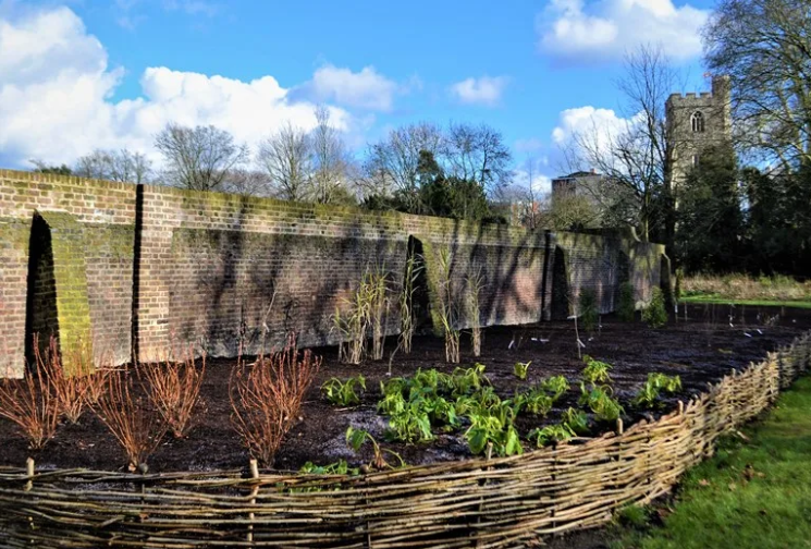 The Compton Bed at Fulham Palace