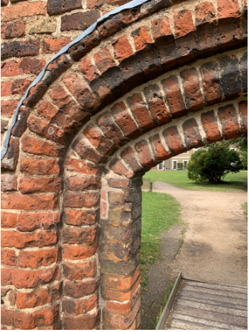 The Tudor Arch from a closer angle