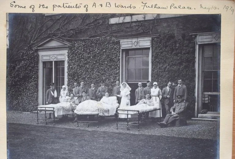 Patients and staff outside Fulham Palace.jpg