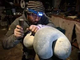 Daniel Miles sculpting