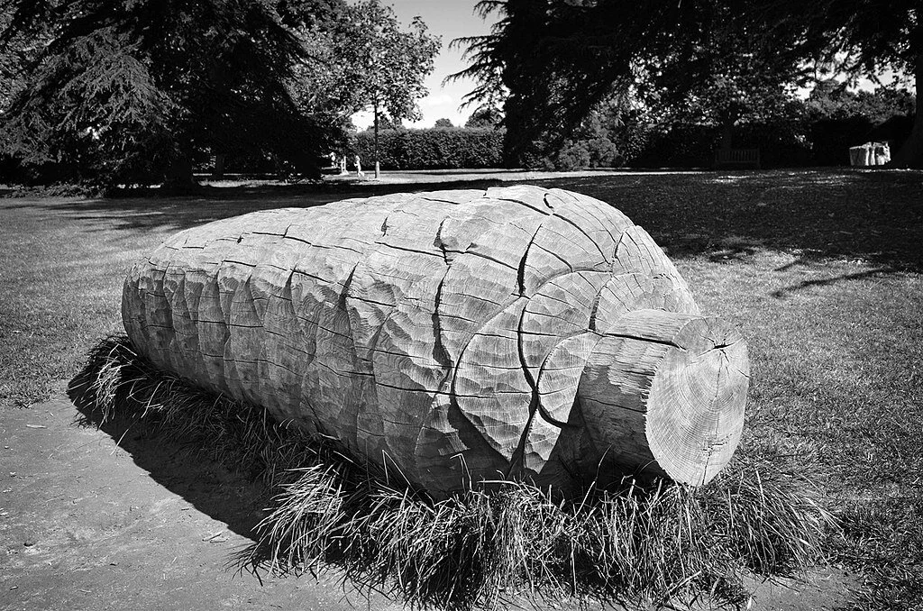 Daniel Miles’ Pinecone sculpture at the Palace