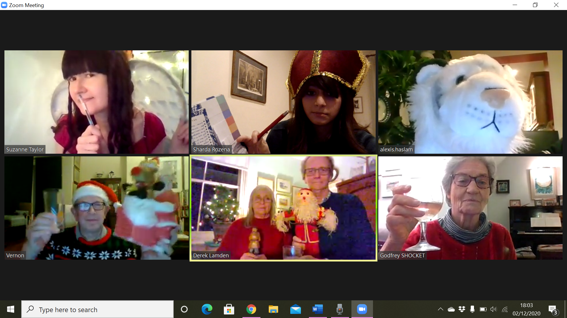 Christmas photo challenge 3! University challenge.png