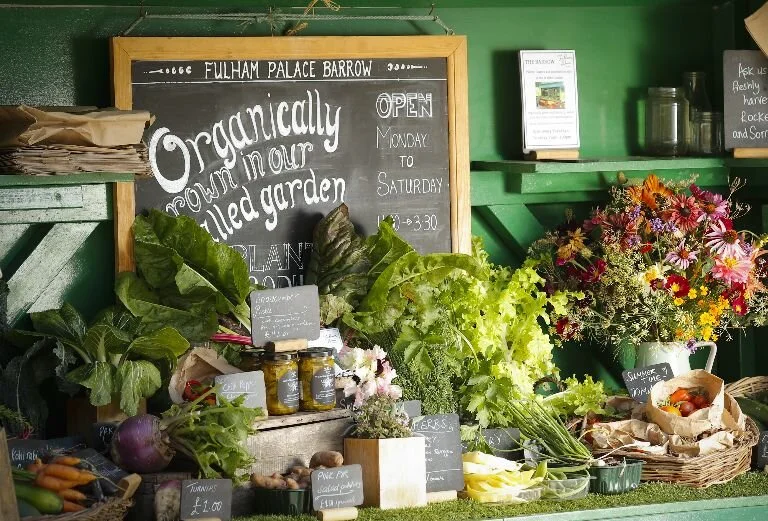 fulham-palace-market-barrow-produce.jpg