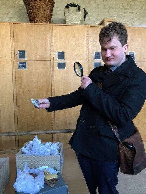 Here I am looking like an archaeologist glancing at some medieval potter that was found along the shores of Fulham Palace.&nbsp;