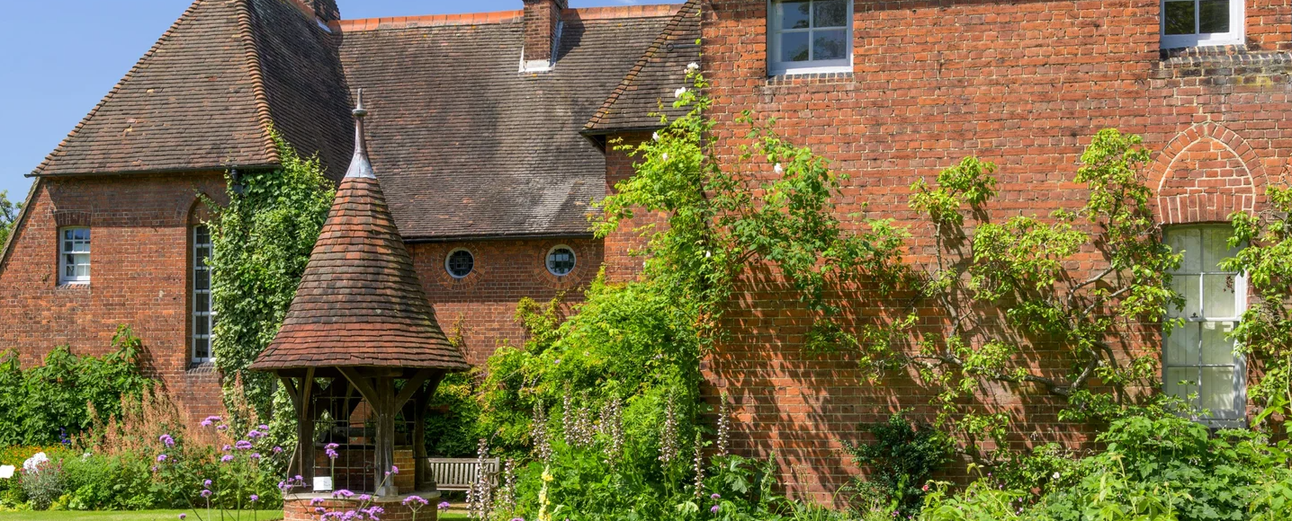 Volunteer complimentary guided tour of Red House