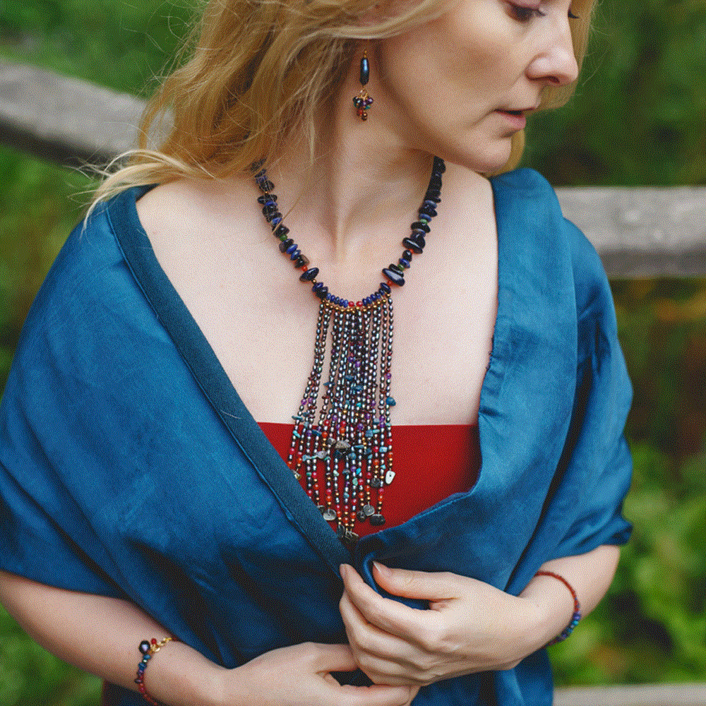 SQUARE-waterfall-necklace-firefly-earrings-firefly-bracelet-twilight-katherine-bree-jewellery.gif