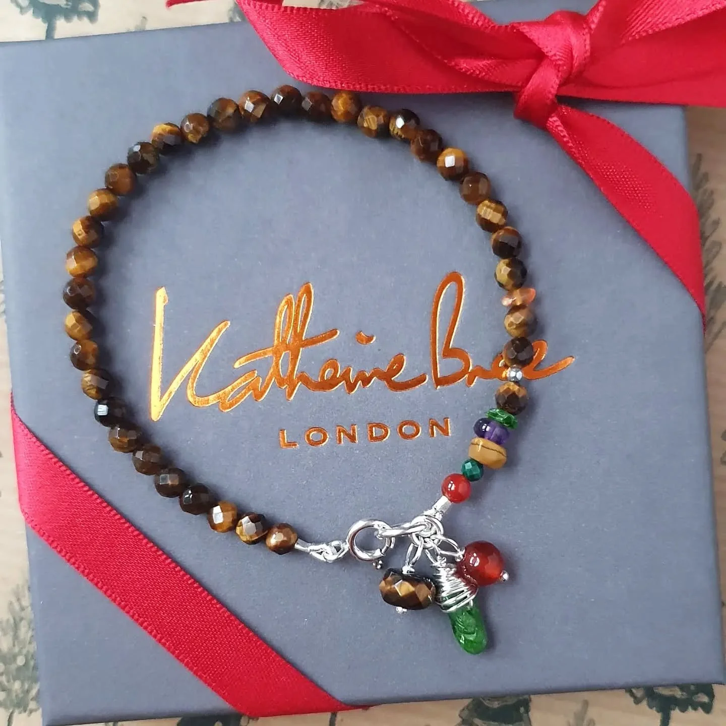 Win this Russet Firefly bracelet, strung with Tiger&rsquo;s eye, Carnelian, Chrome Diopside, Amethyst and Mookaite. 

Subscribe to my newsletter before tomorrow and enter the September prize draw for a chance to win.

One day left to enter. Subscribe
