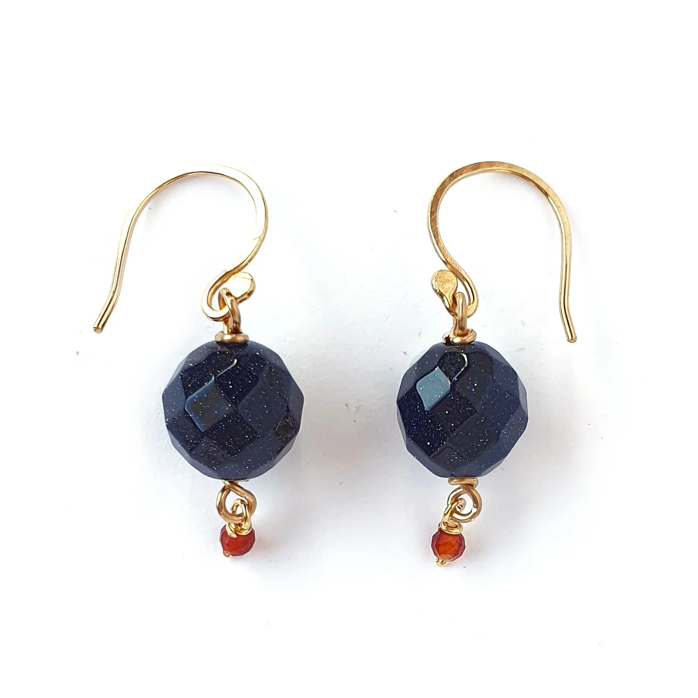 bree-jewellery-pebble-earrings2-twilight-white-sq-crop.jpg