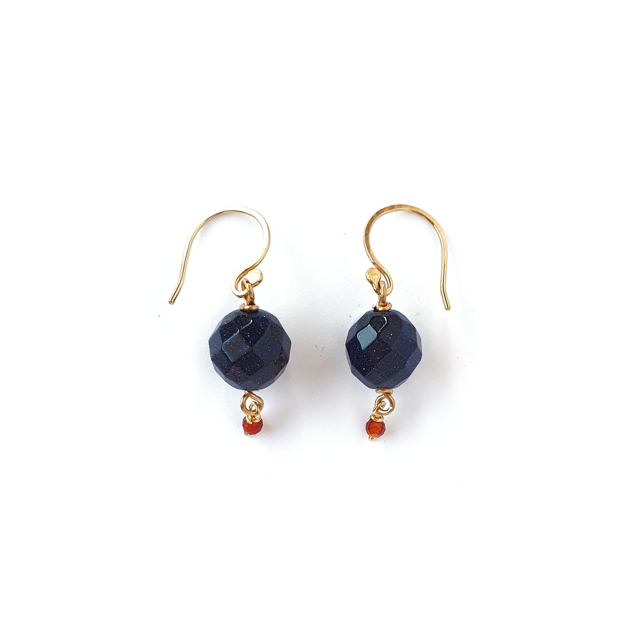 bree-jewellery-pebble-earrings2-twilight-white-aq.jpg