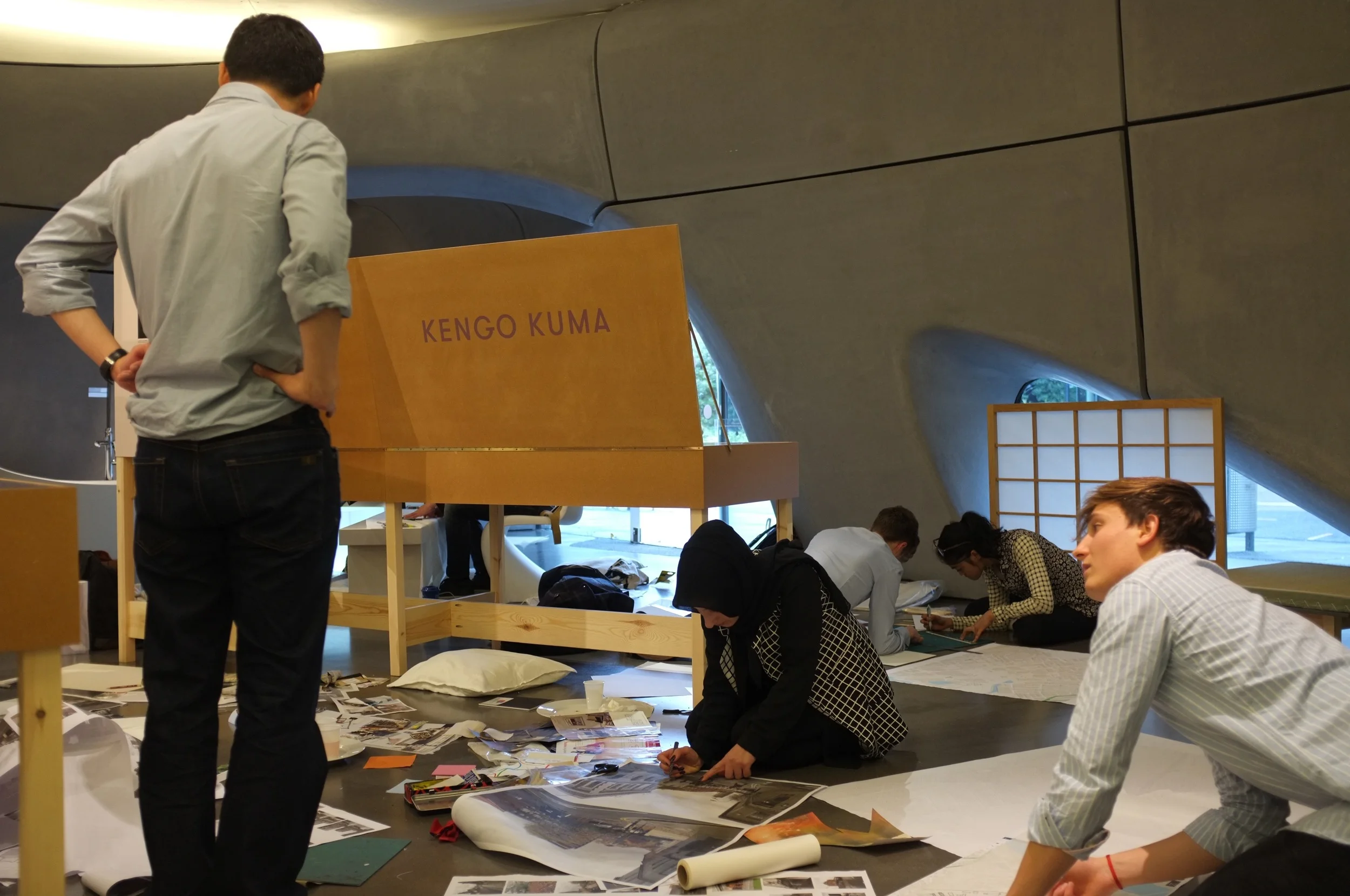 Kent School of Architecture students with mentor Francis Hur AIA