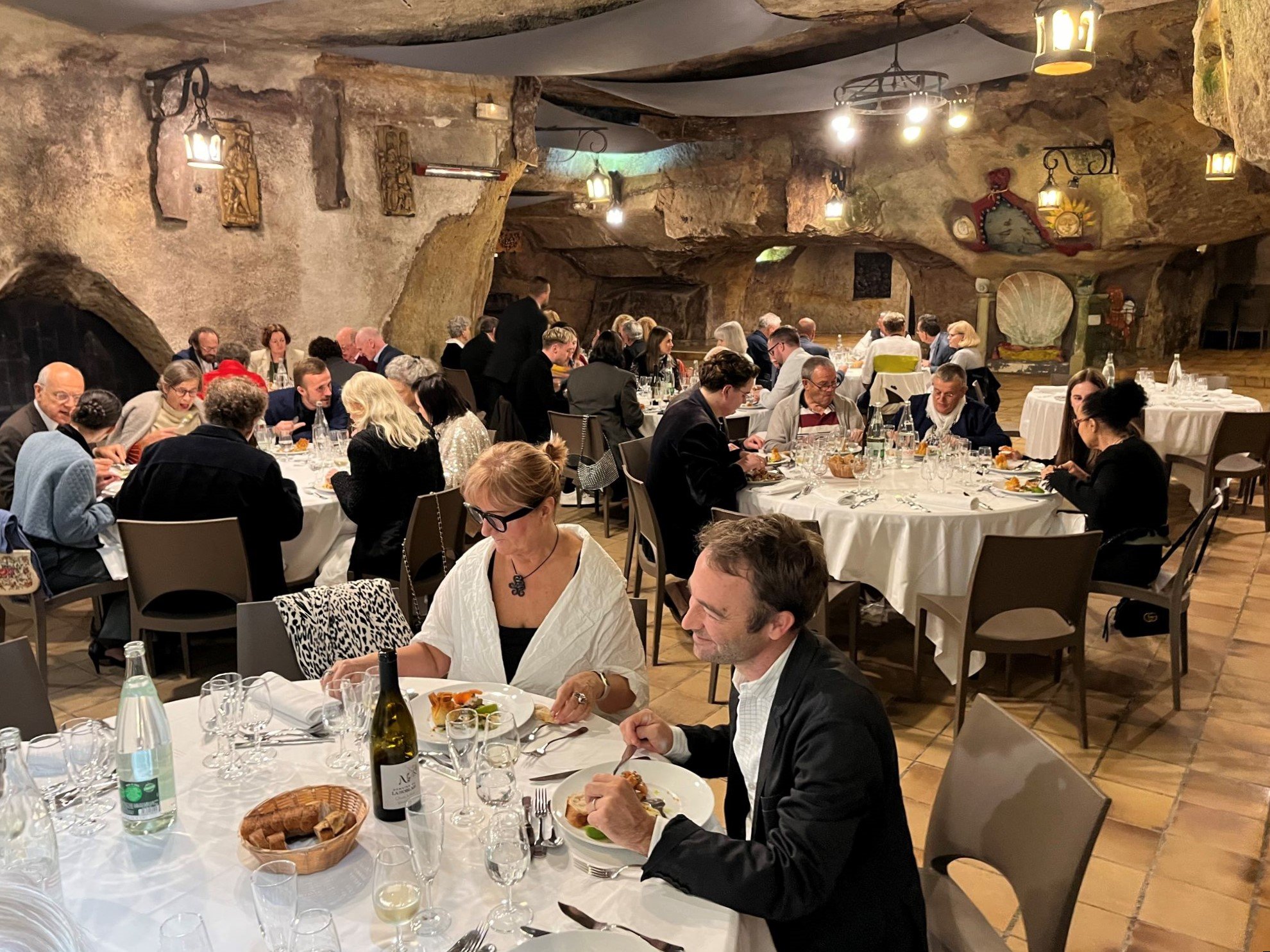 13-Gala dinner at Les Caves Painctes.jpg