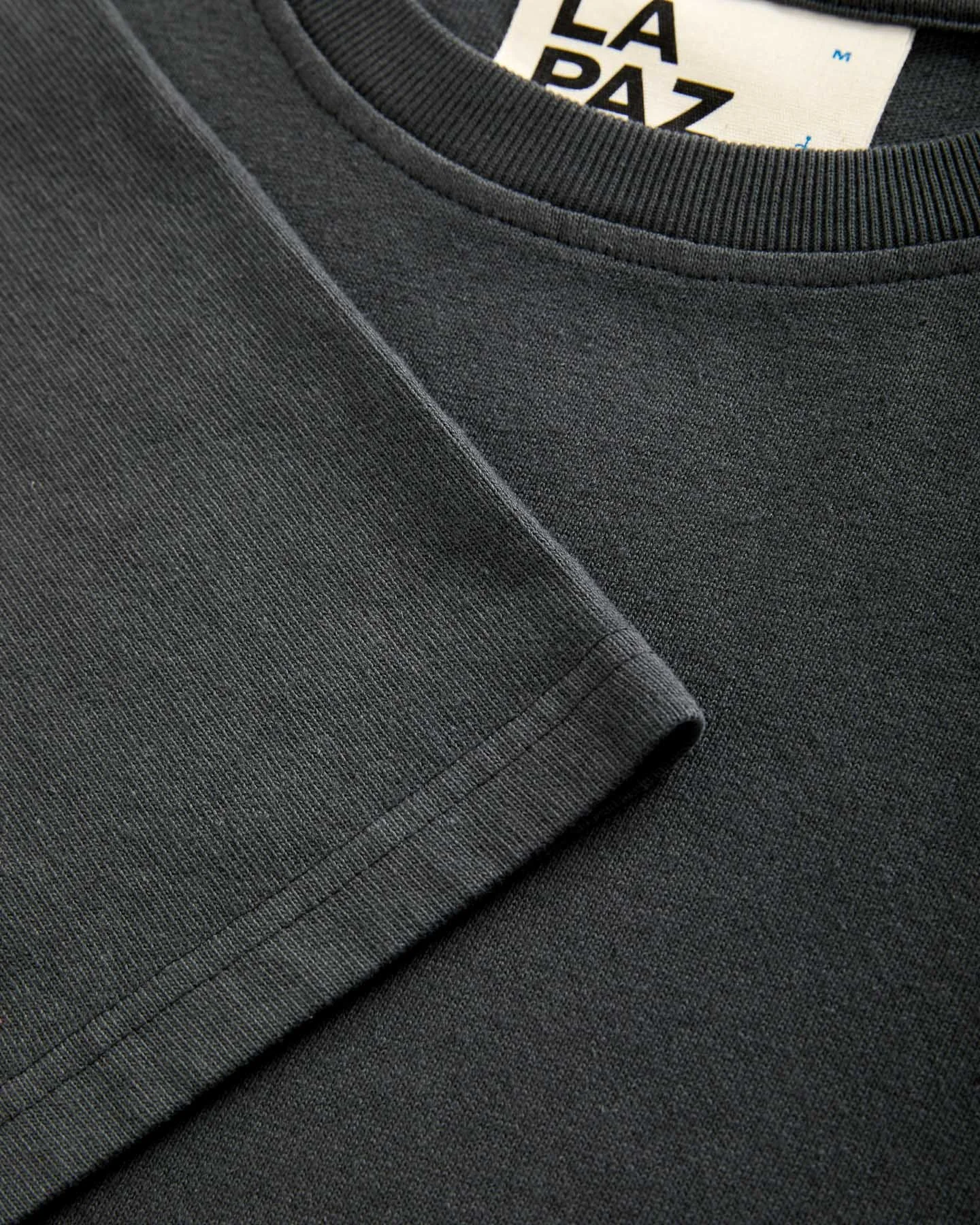 LAPAZ_AW25_BOTELHO_BLACK_SAND_2.jpg