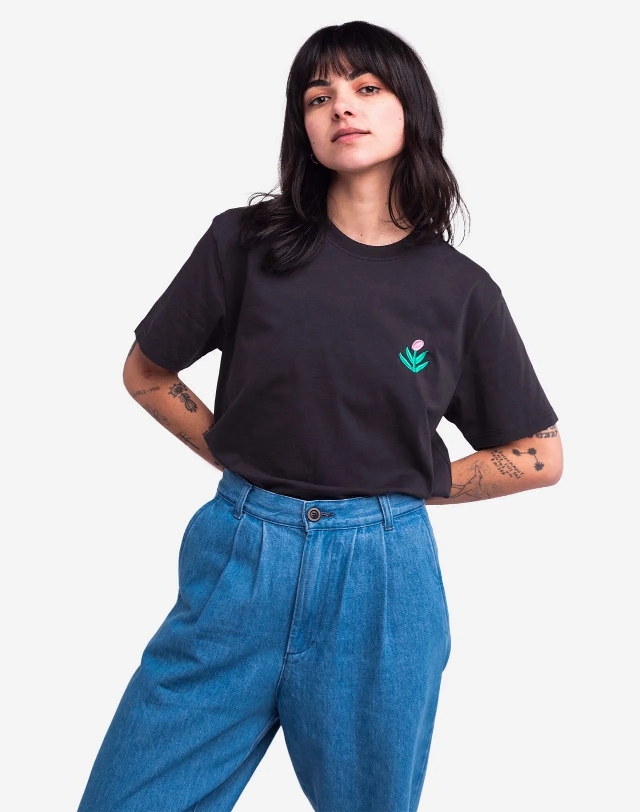 T-SHIRT BELLE SAISON NOIR CARBONE_5.jpg