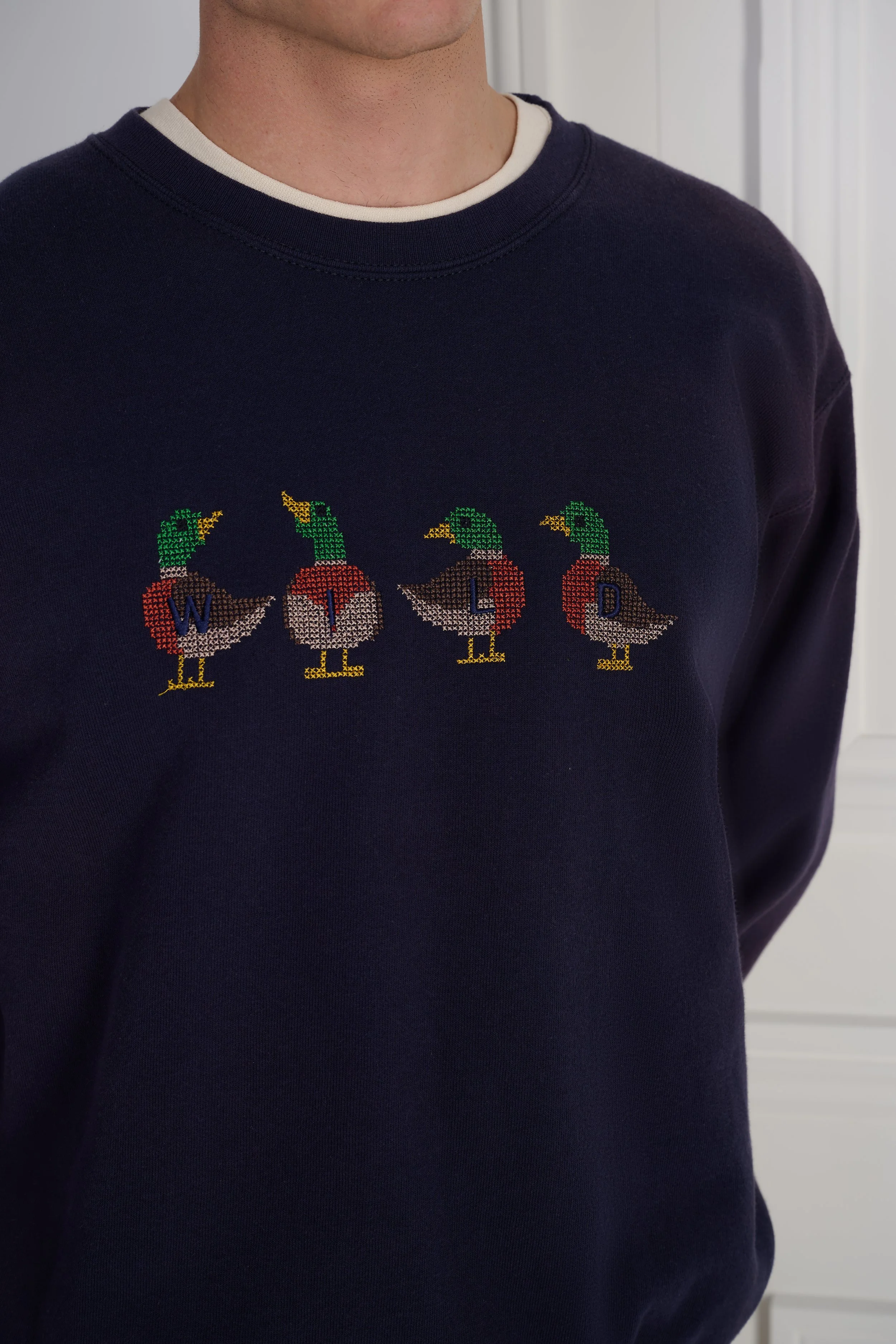 MALLARD CREWNECK NAVY 9857 copy.jpg