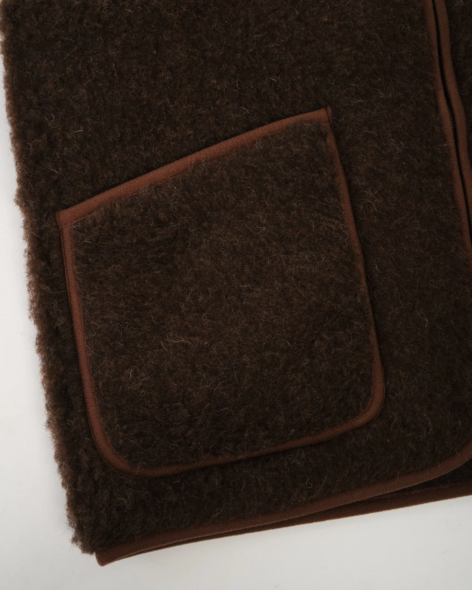 pepitko-wool-vest-dark-brown-7902177.jpg