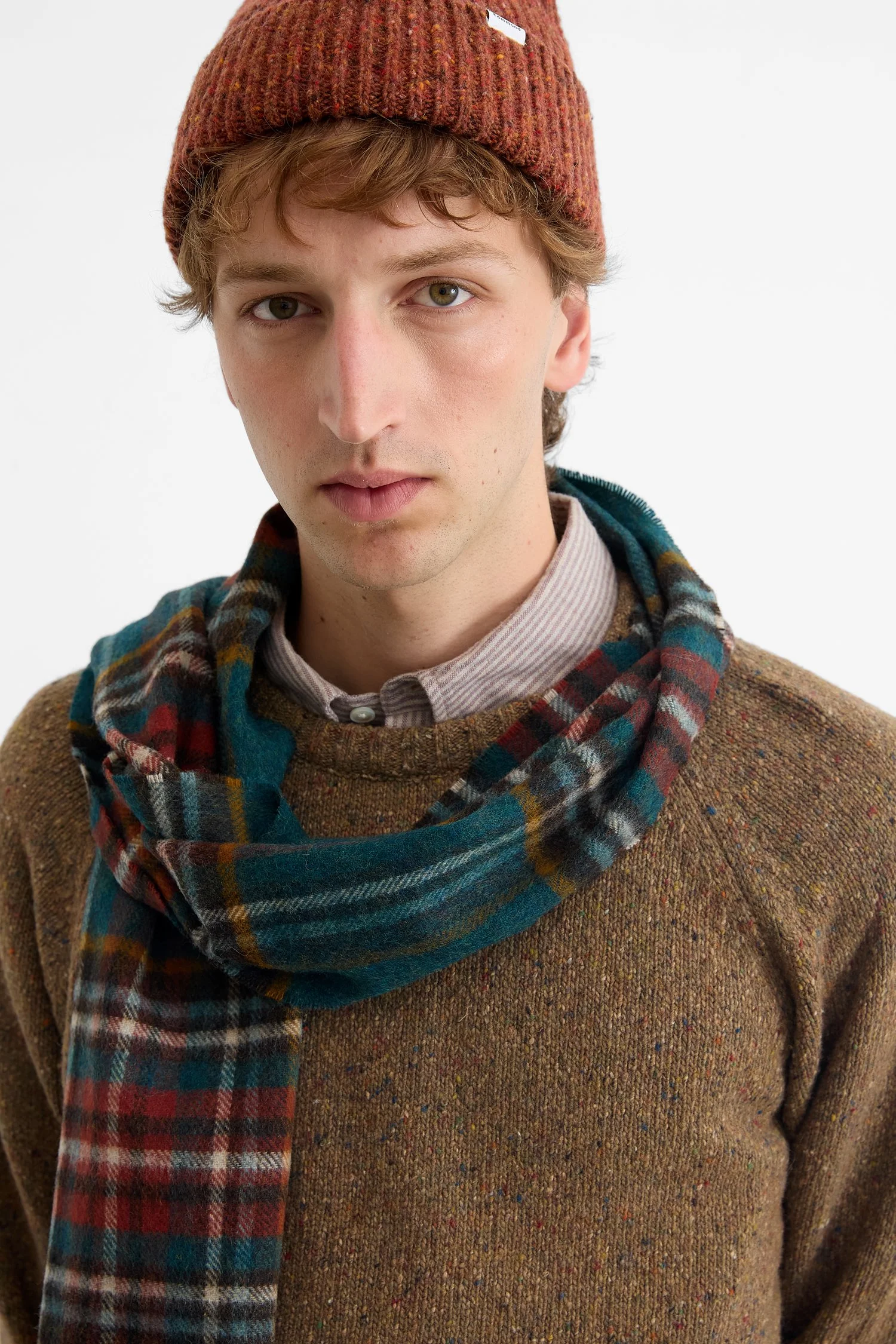 37. PARIS SWEATER TAN_0043 web.jpg