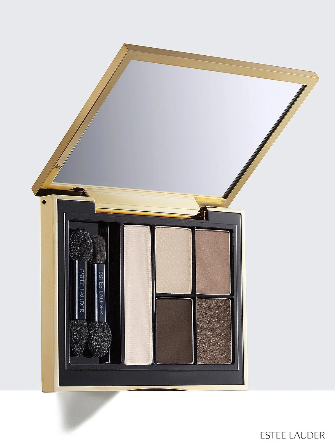 eyeshadow compact_3.jpg