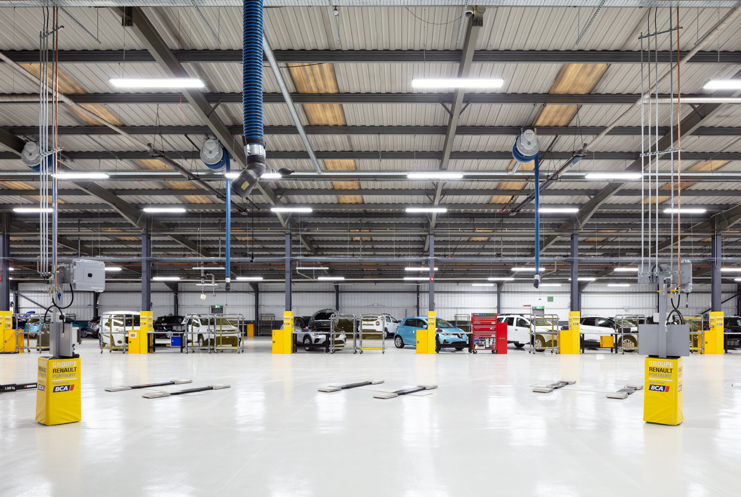  BAC Vehicle Services have recently opened their newly refurbished Renault Import Centre in Portbury. The new facility was designed by Hadfield Cawkwell Davidson with the refurbishment works done by Wordsworth Construction Services. Client: BCA Vehic