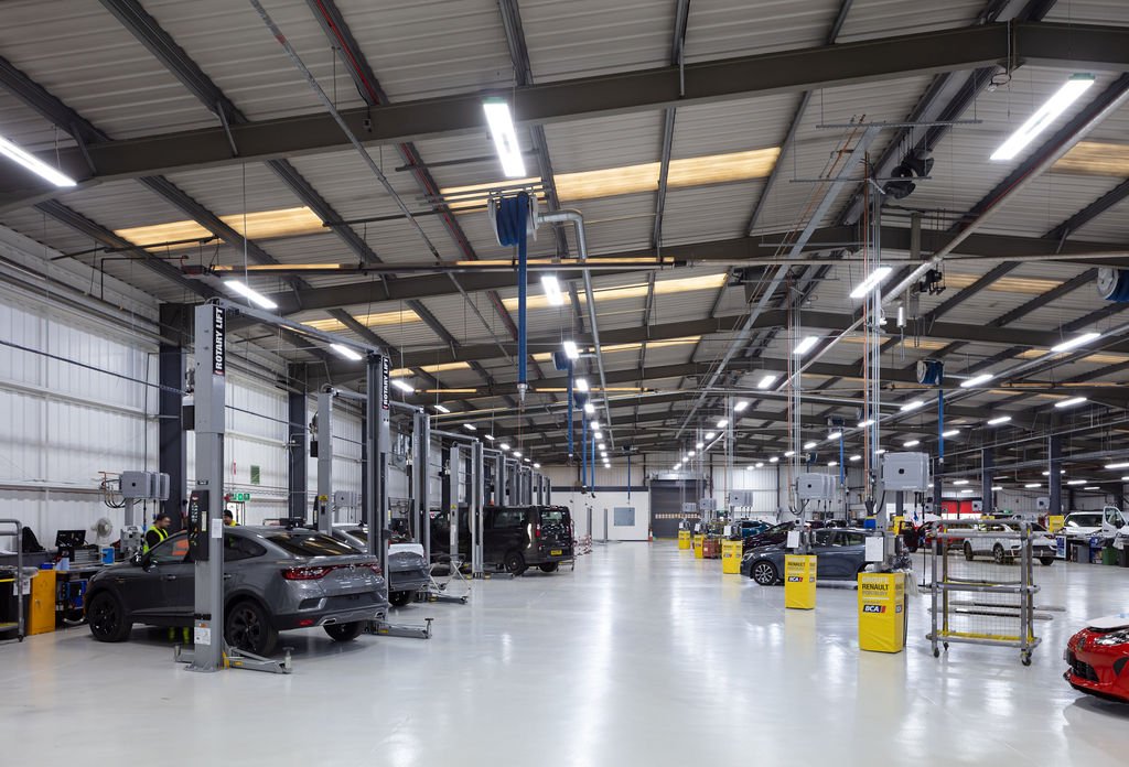  BAC Vehicle Services have recently opened several new buildings at their Renault Import Centre in Portbury. The new facilities were designed by Hadfield Cawkwell Davidson with the refurbishment works done by Wordsworth Construction Services, and inc