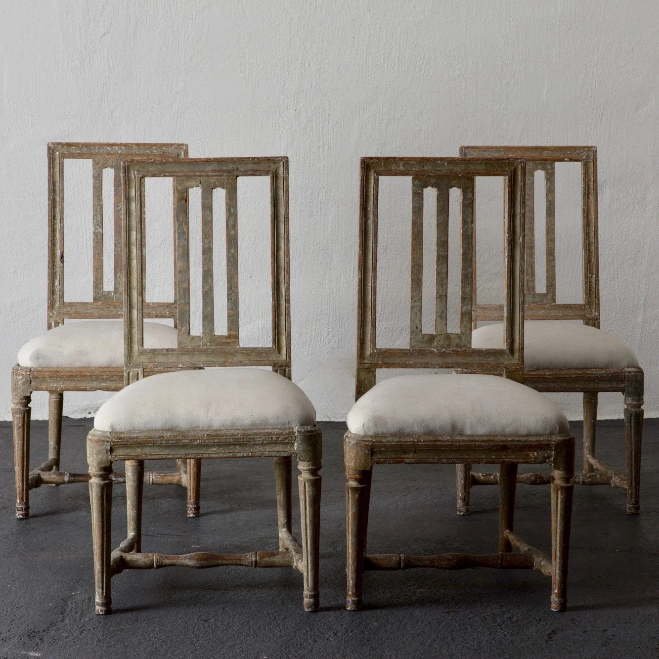 Set of 4 Chairs Swedish Gustavian Original Paint 