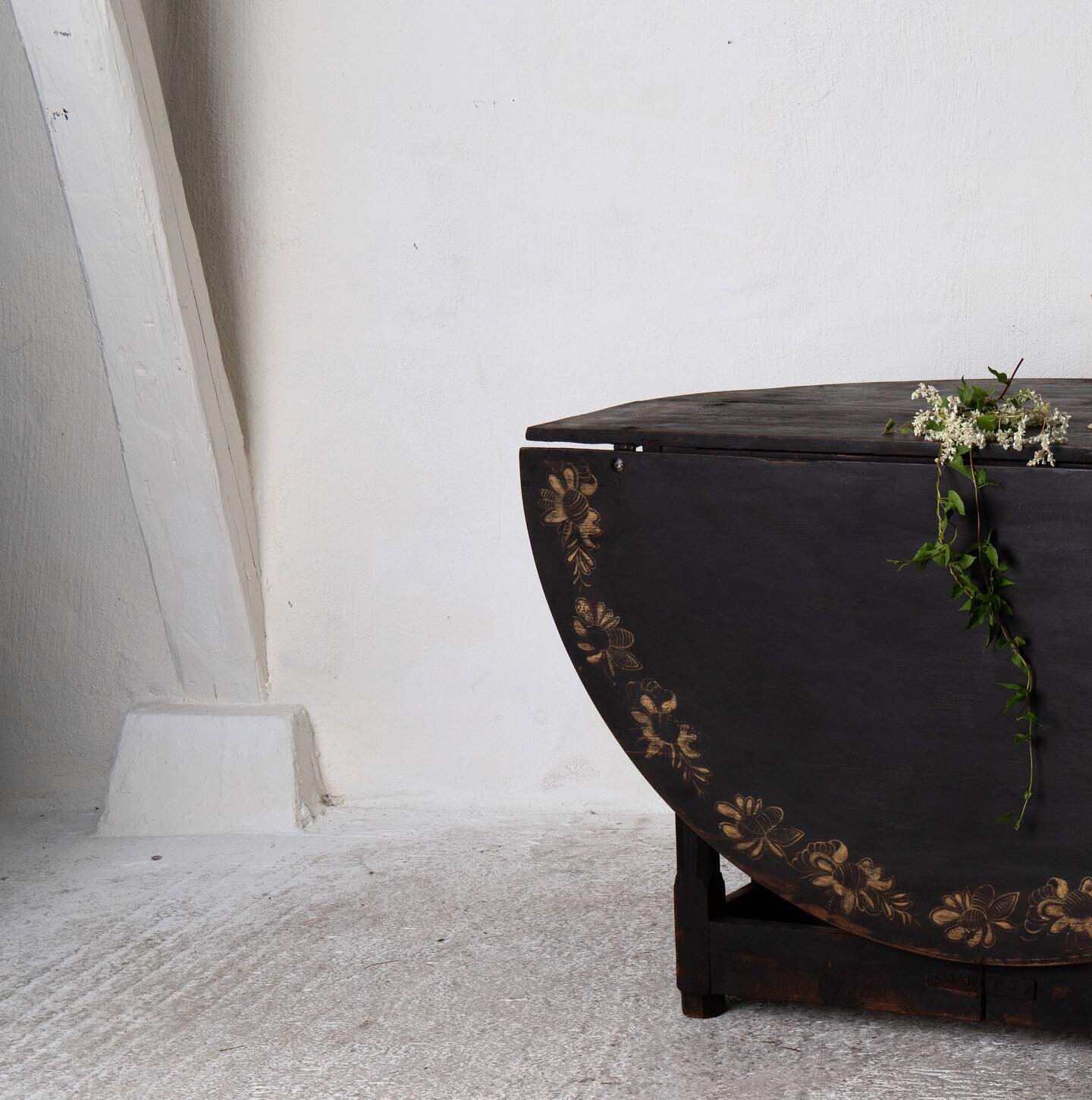 New In: An 18th C drop leaf table in Laserow Black with a faded floral edging. Available on www.laserow.nyc 🖤. Link to newly added pieces in bio.