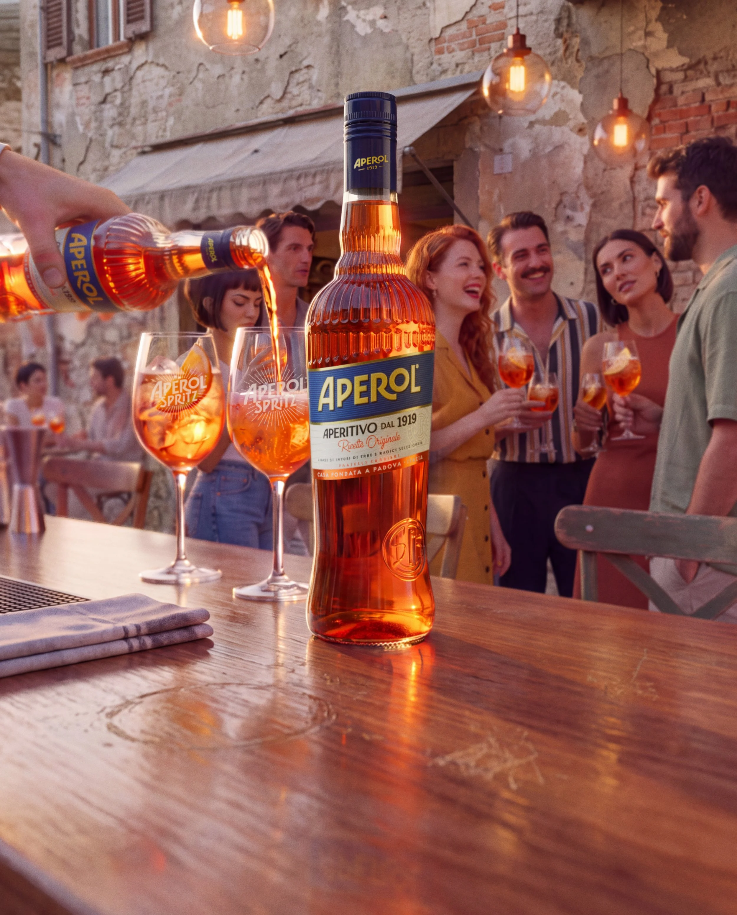 Aperol_Scene_4_v2.jpg