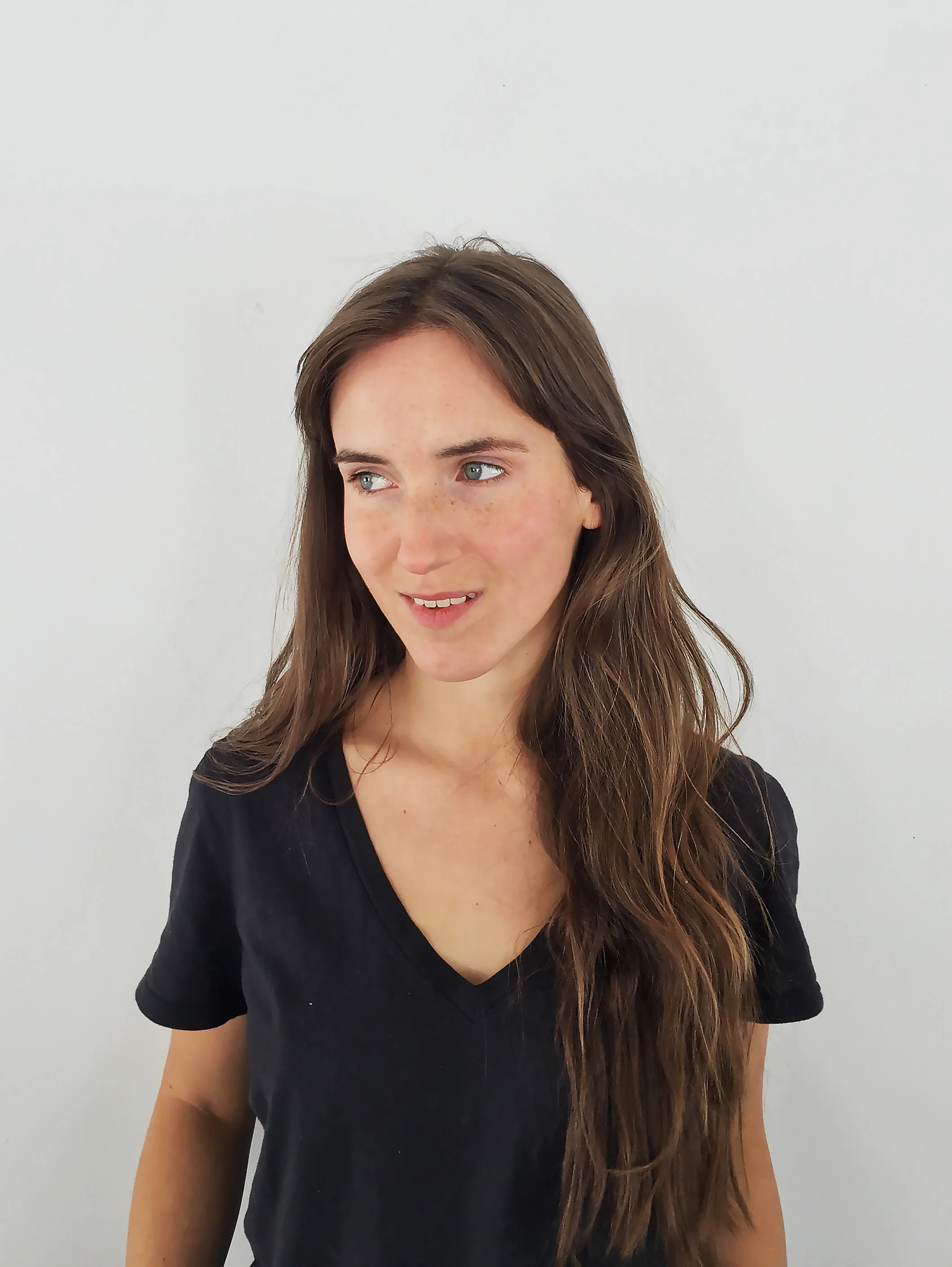 hannahhaworth_headshot bw.jpg