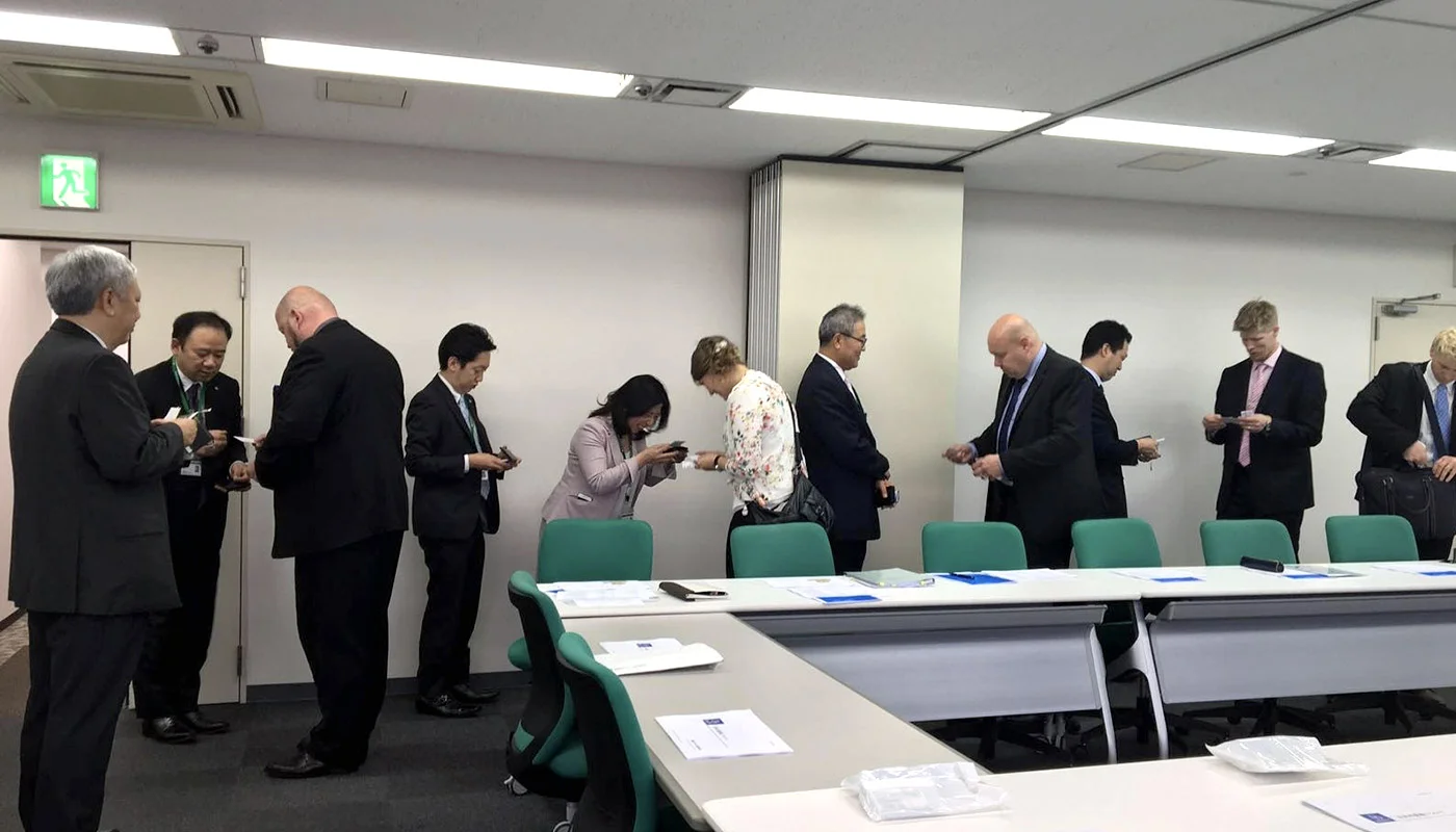 BusinessJapan_Ladec.jpg