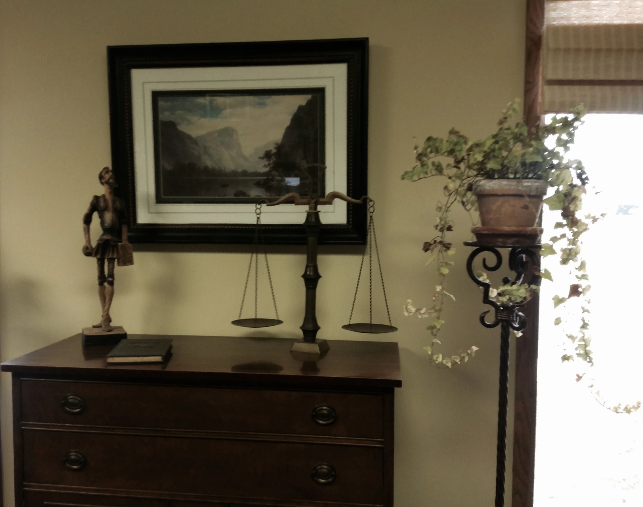 dz scales of justice.JPG