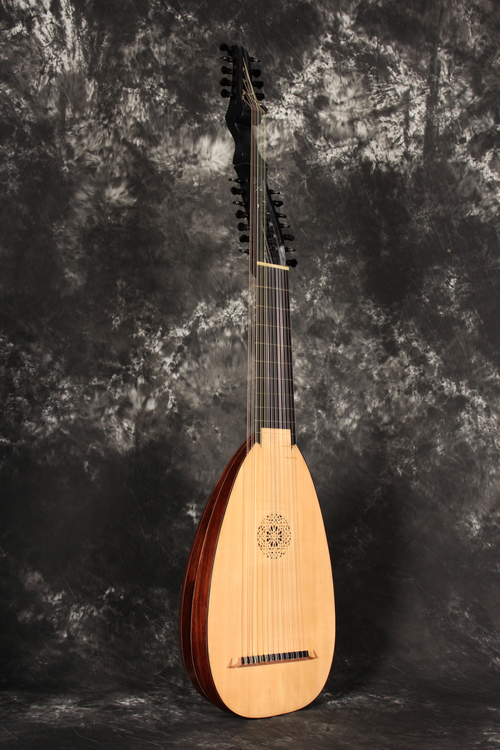 Lute Side Front