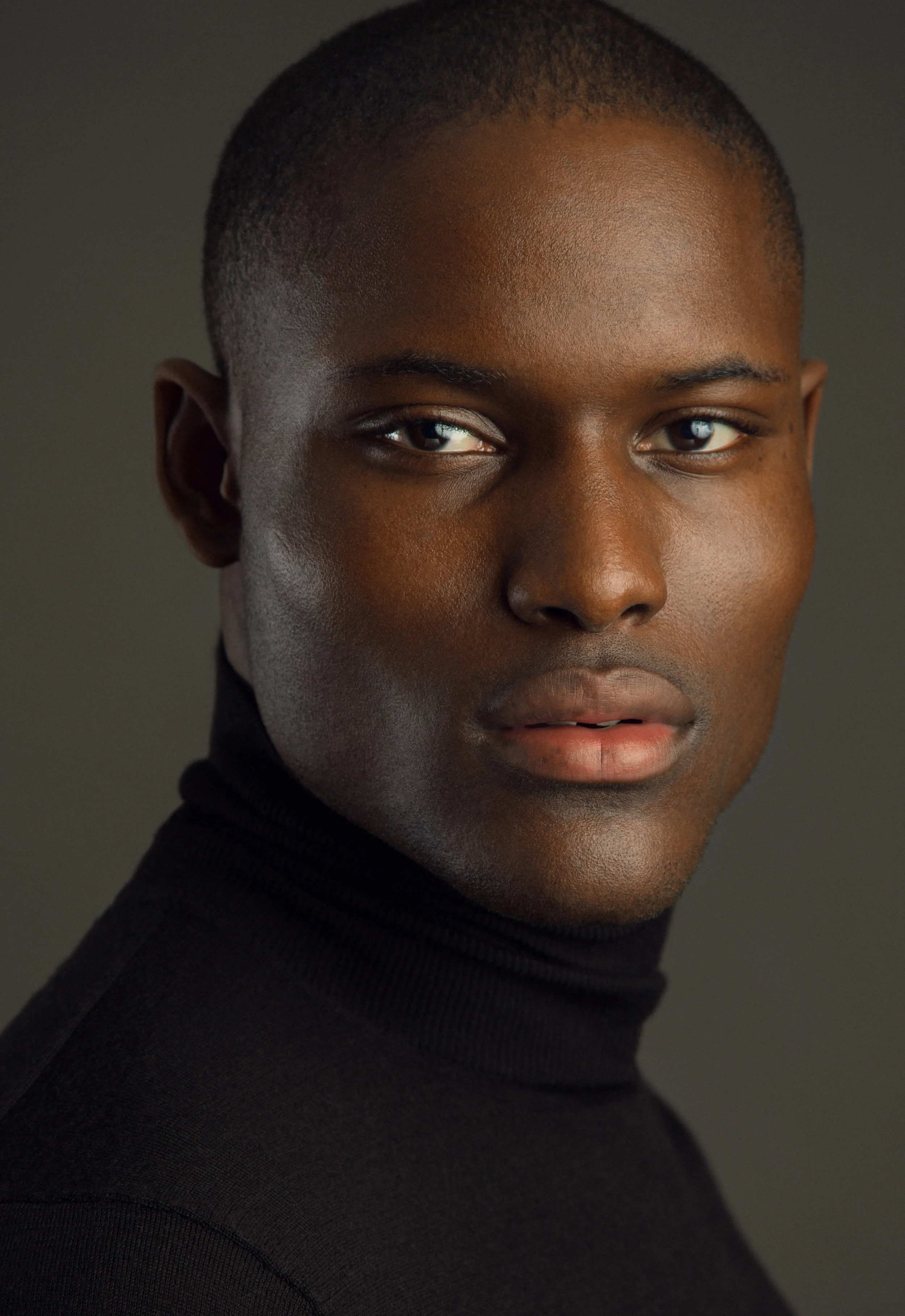 Portrait photography by Atlanta photographer Elvis Piedra.jpg