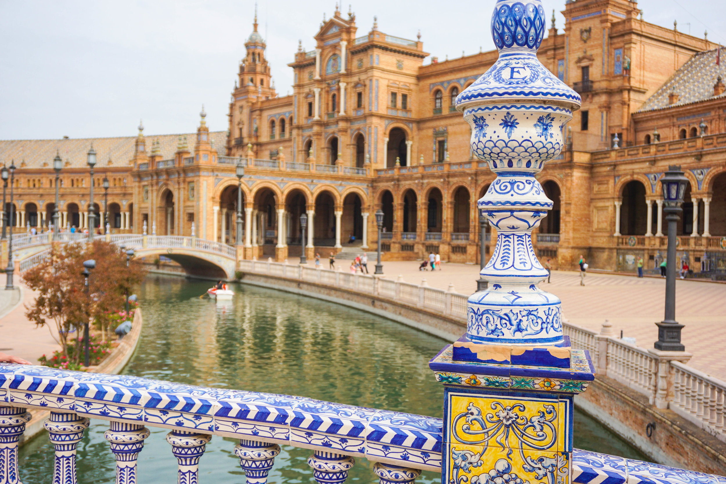 Plaza de España, Sevilla | Spain. Top 5 things to do in Seville.