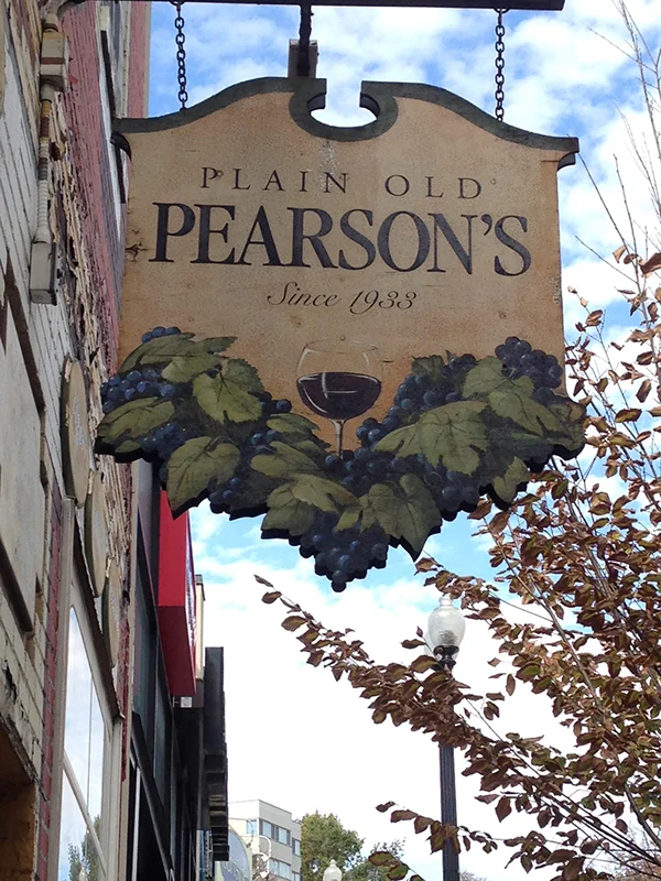 Pearson's Liquor Blade Sign