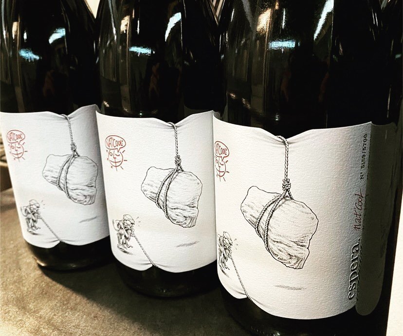 2021 #comingsoon

@espera.wines @rodrigo_authenticwines #natcool #liter #portugal #drinkportugal #loveportugal #lisbon #lisboa #castel&atilde;o #design #natty #naturalwine #raw #lowintervention #smallbatch #youngwinemakers #shopsmall #instadaily