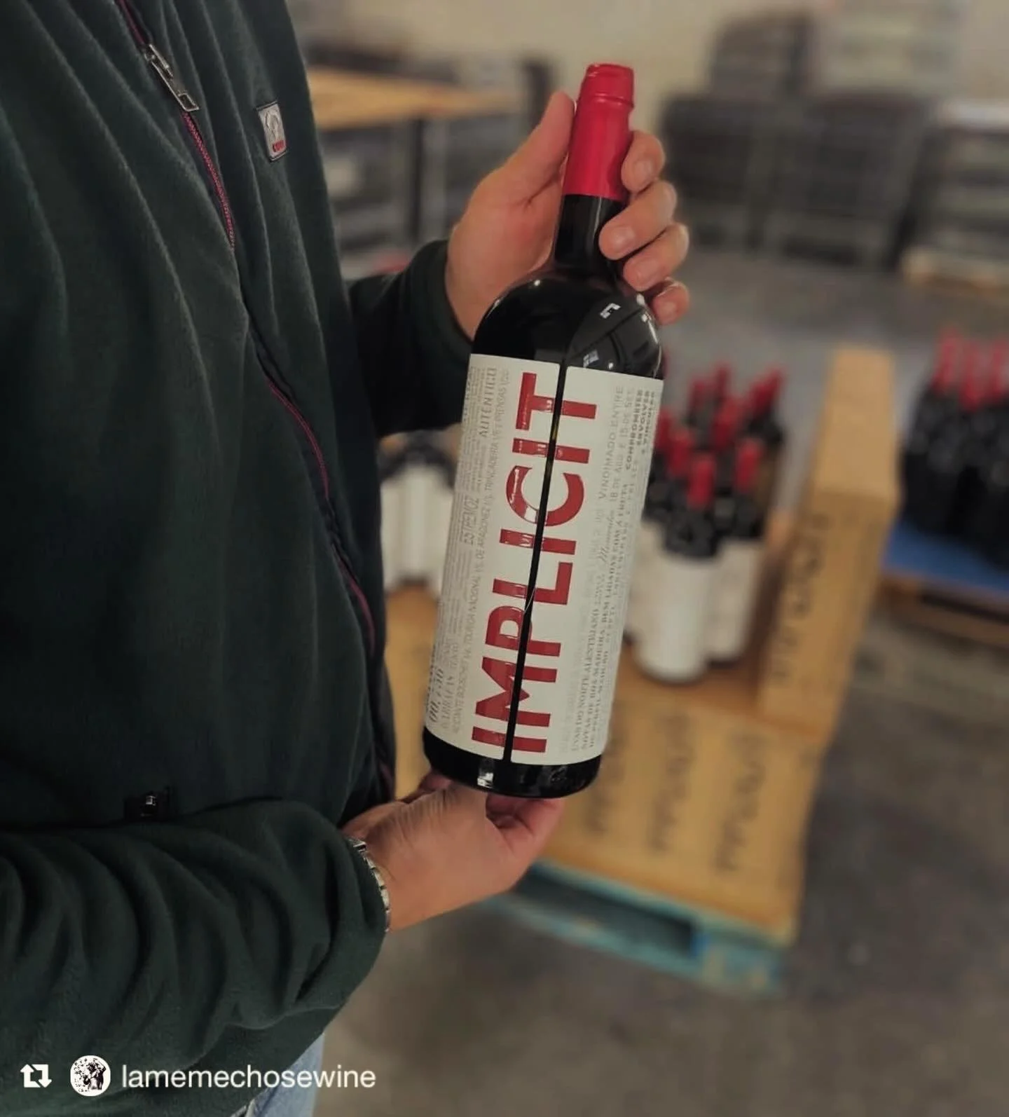 ❤️ @phoebebirds pourin&rsquo; the goods Repost from @lamemechosewine
&bull;
🍷 In-store tasting today @nlcwines 

We&rsquo;re opening some beautiful bottles today&mdash; a lineup that leans bright, expressive, and a little unexpected. Come taste thro