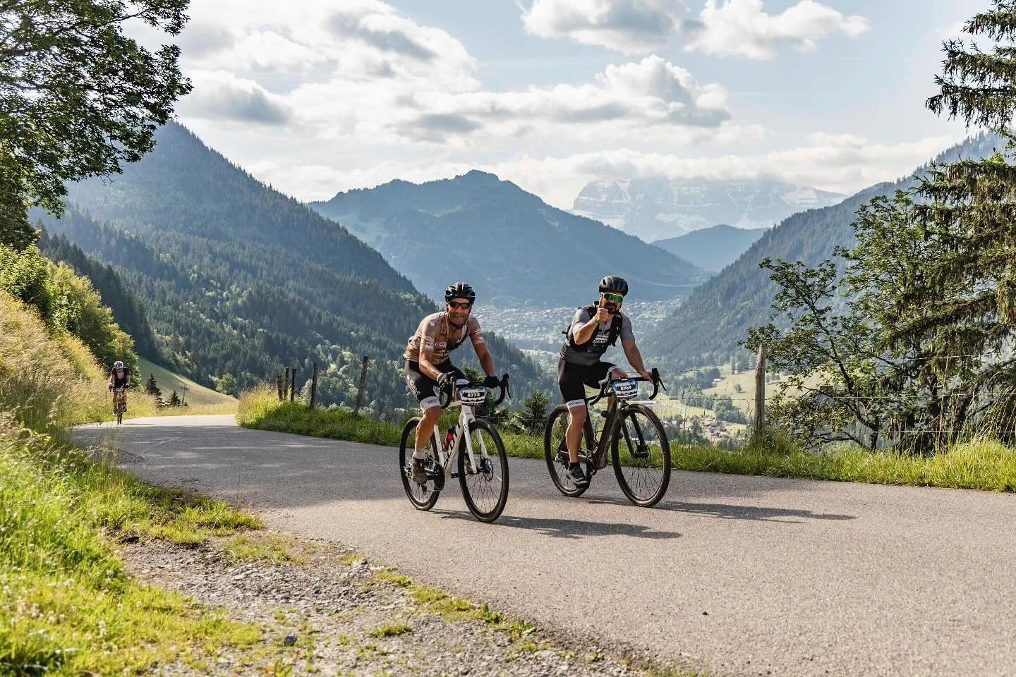 Chalet Ch&acirc;taigne is for Summer bookings from early June until early October. 

Get in touch via hello@skialot.com 💌