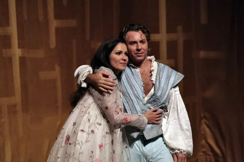 A handsome Roméo et Juliette opens Met's 2007-08 Season