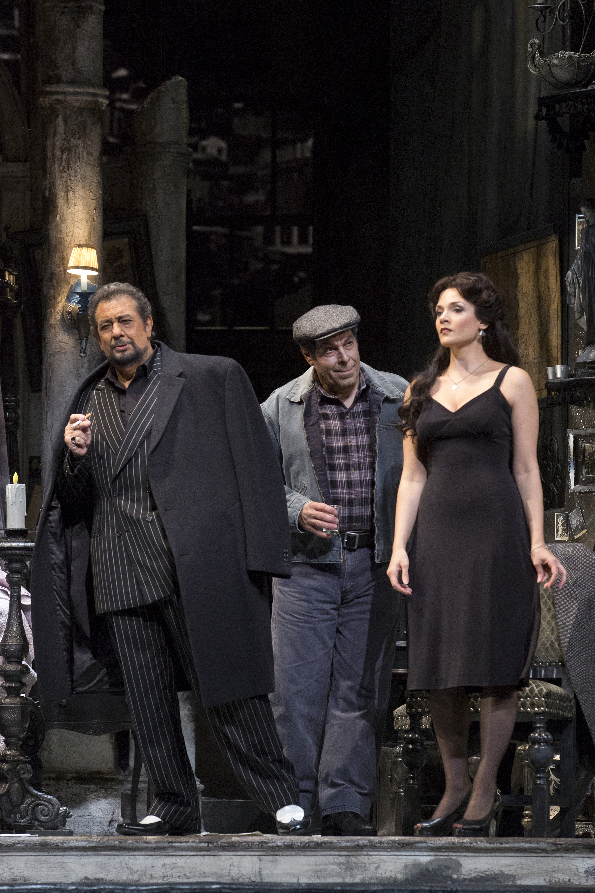 Placido Domingo as Gianni Schicchi, with Philip Cokorinos as Betto di Signa and Andriana Chuchman as Lauretta