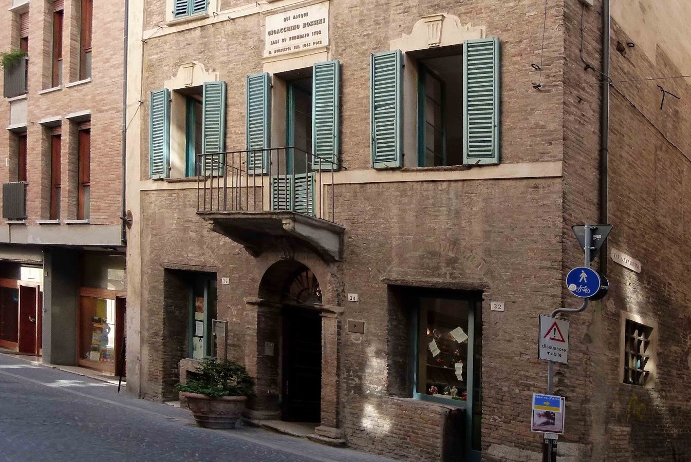  Rossini's birth house 