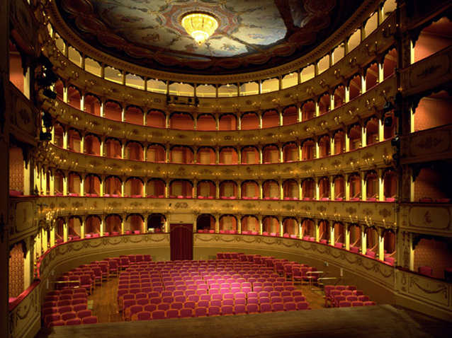  Teatro Rossini 