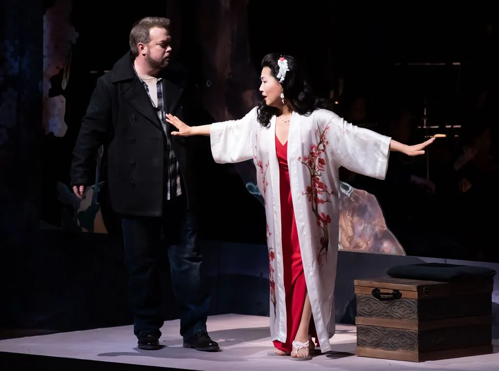 John Pickle as Pinkerton, Yunah Lee as Cio-Cio-San (Act I)