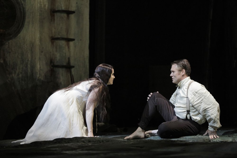  Rachel Willis-Sørensen as Rusalka, Brandon Jovanovich as the Prince 