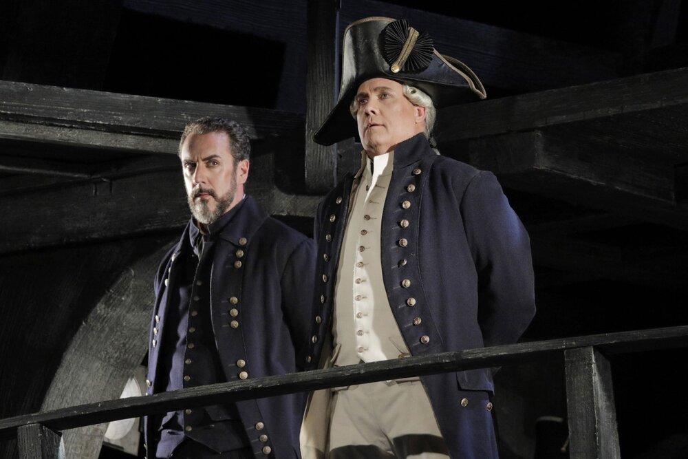  Christian Van Horn as John Claggart and William Burden as Captain Vere 