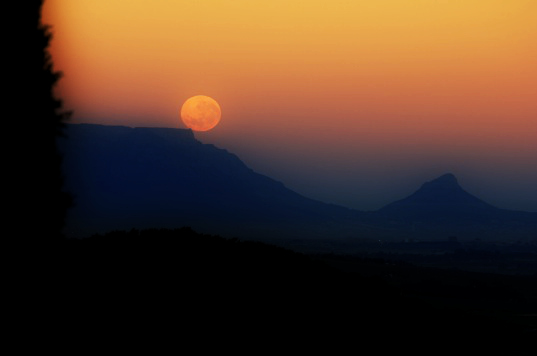 April Full Moon Spirit Hike