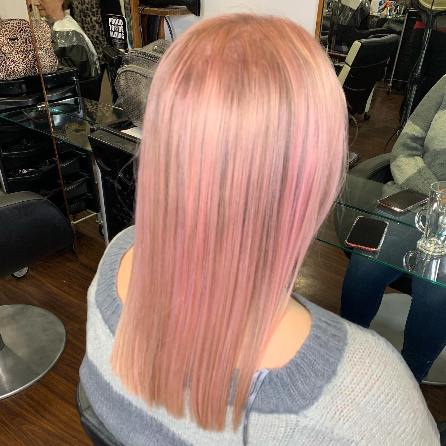 COLOUR CHAMELEON

We are LOVING our new colour range. 
Our manager Tom created this beautiful soft pink with violet tones today. 
Fancy a change? Fancy unleashing your wild side? Look no further. The possibilities are endless with this state of the a