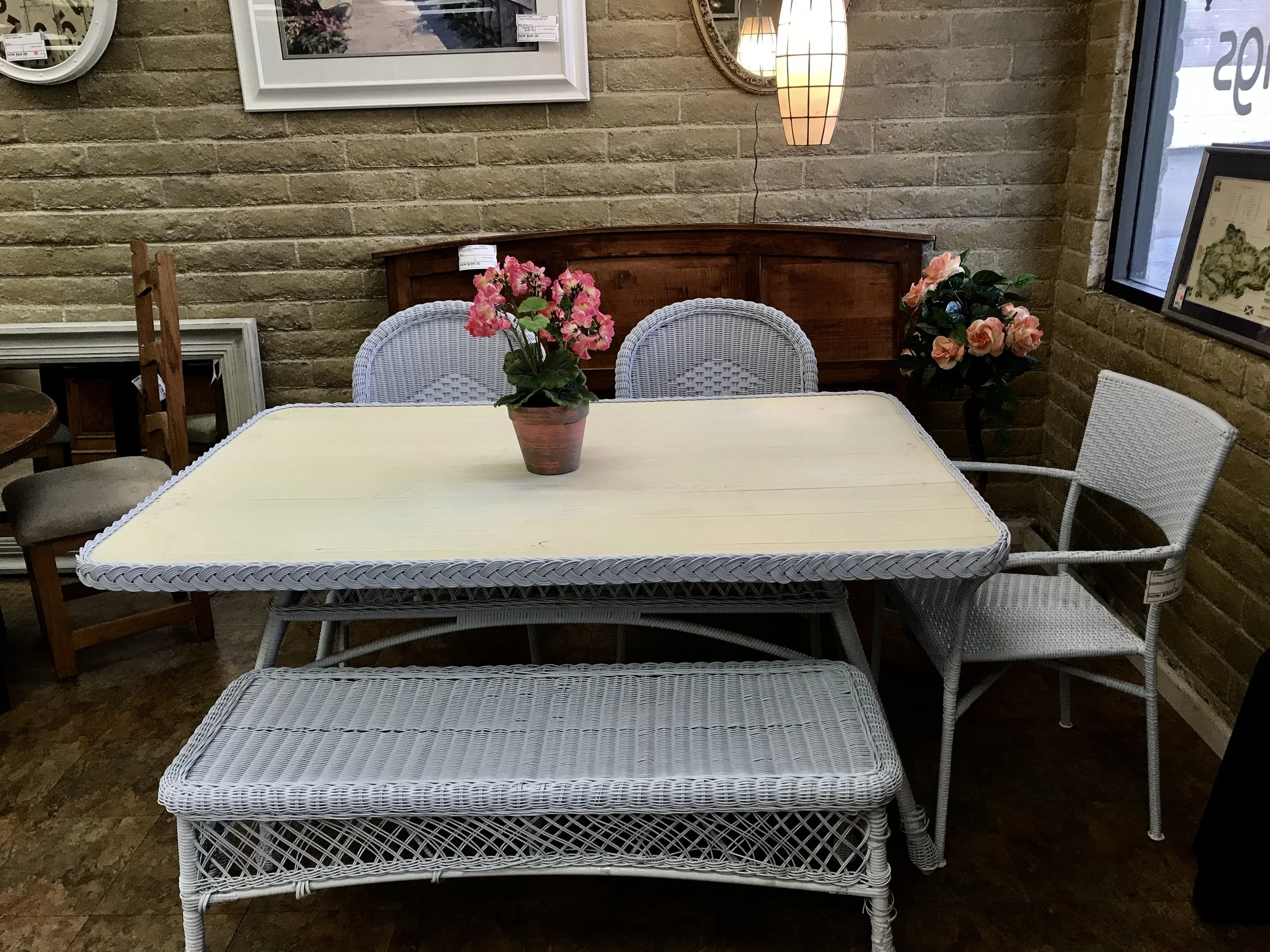 5 piece wicker set.jpg