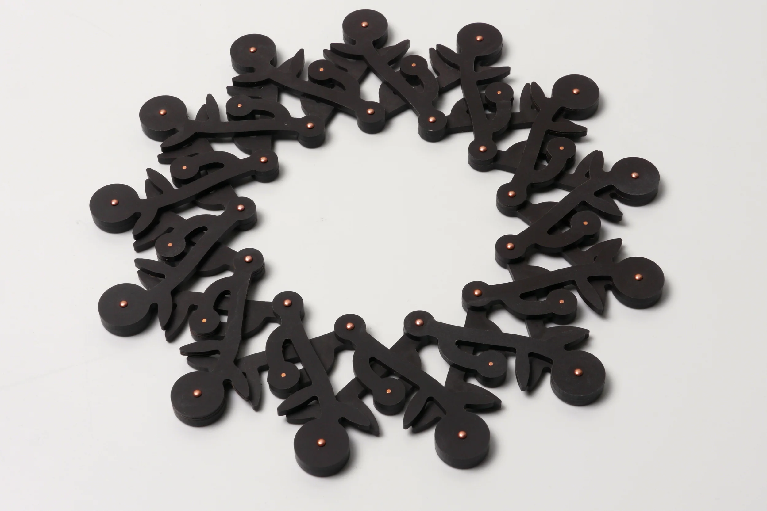  Untersetzer  Entwurf: Ueli Kiefer 