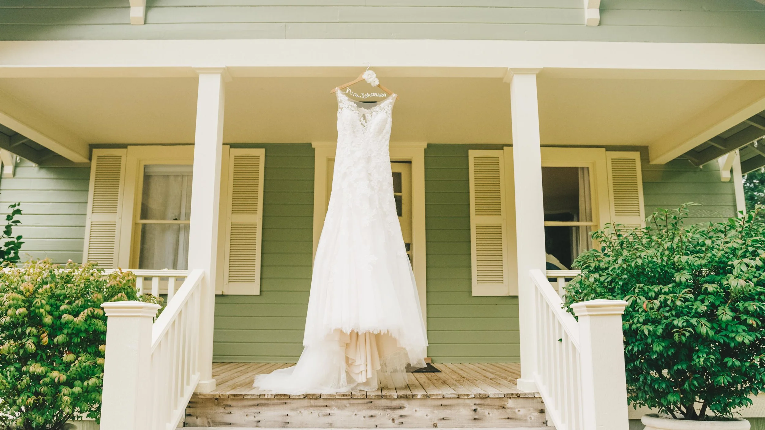 Kaitie&Jordan-TheKelleyFarmWedding-NewlyFilms-16x9-1.jpg